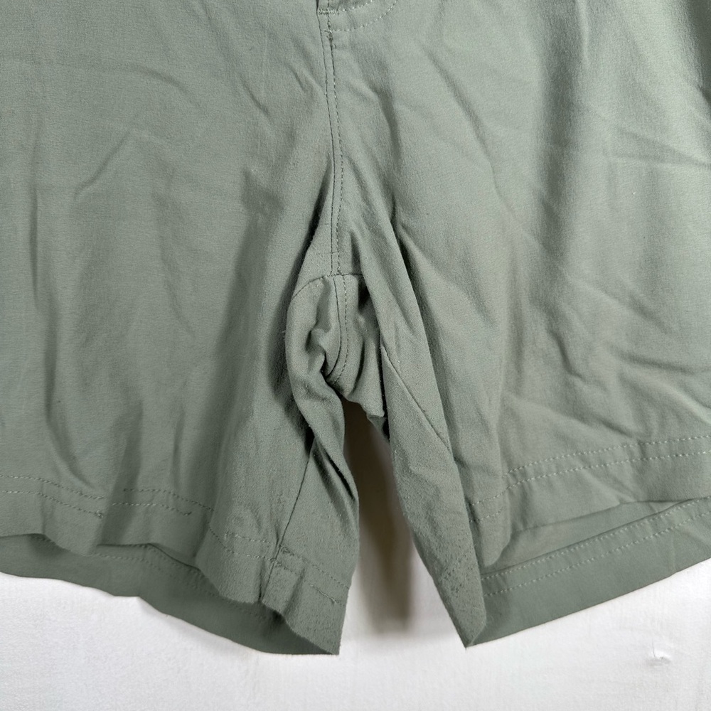 Columbia Women's Olive Green Performance Shorts - Picture 6 of 10